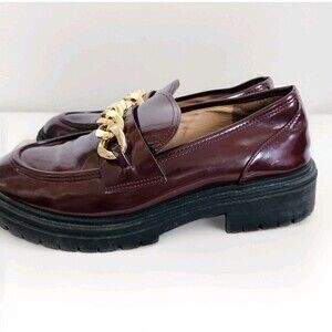 INC International Concepts Chunky Heel Loafers Maroon Chain Accent Sz 8M GUC